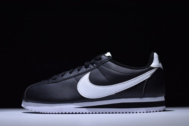 NIKEUnisex Cortez Basic Leather Casual Shoe - Black/White