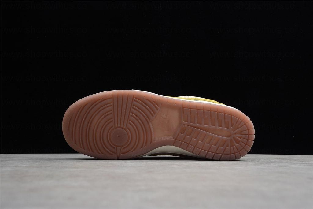 NikeSB Dunk Low - Lemon Drop