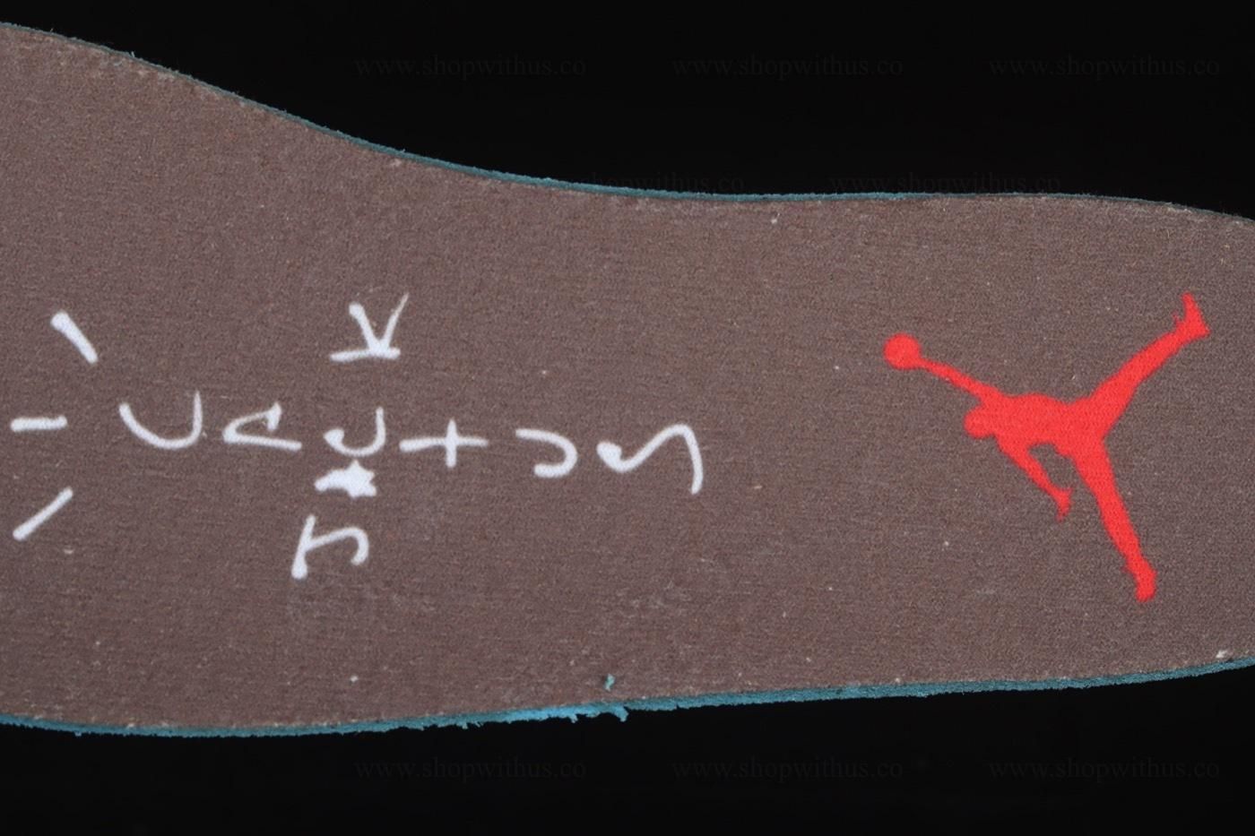 Travis Scott x Air Jordan 1 Low - White Mocha