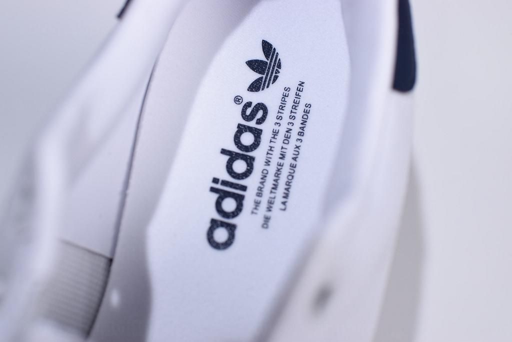 adidasOriginals Stan Smith - White/Collegiate Navy