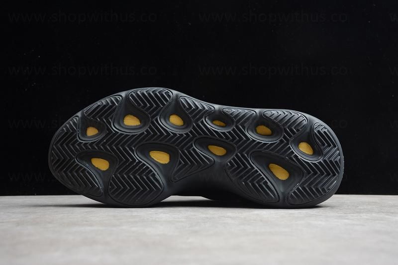 adidasOriginals YEEZY 700 V3 - Alvah