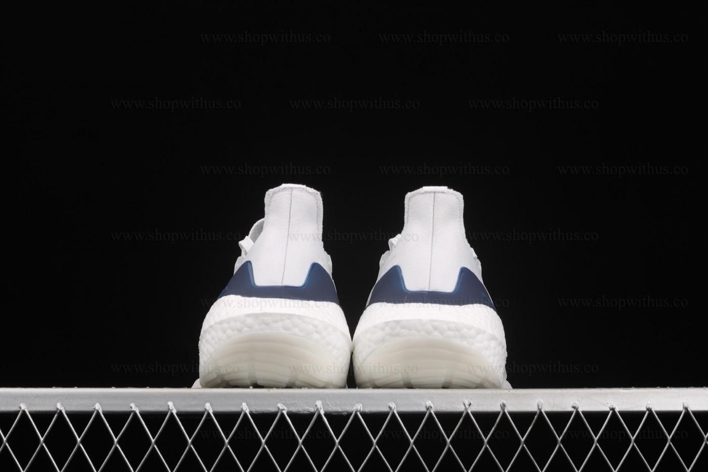 adidasMen's Ultraboost 21 - Crystal White