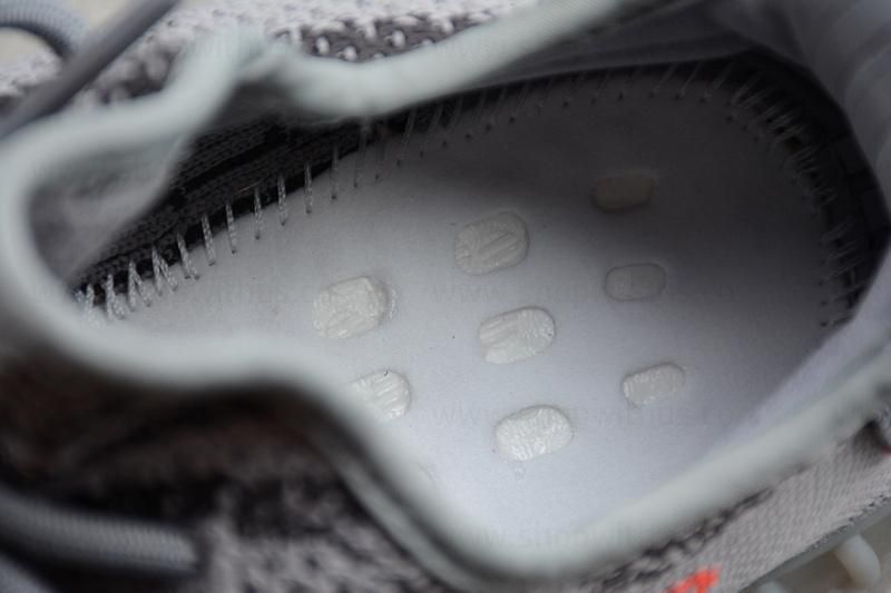 adidasOriginals YEEZY Boost 350 V2 - Beluga 2.0