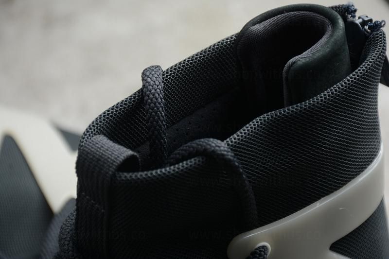NikeAir Fear of God 1 String - The Question