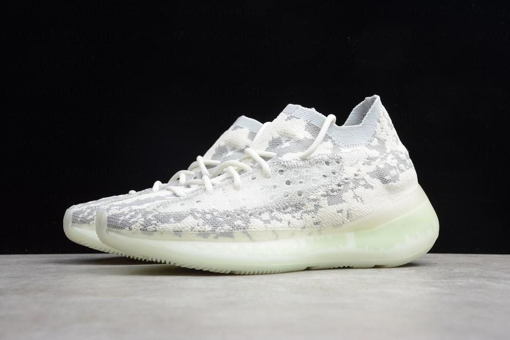 adidasMen's YEEZY Boost 380 - Alien