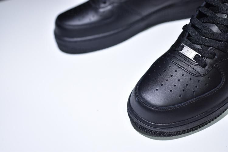 NikeUnisex Air Force 1 AF1 Mid - Triple Black