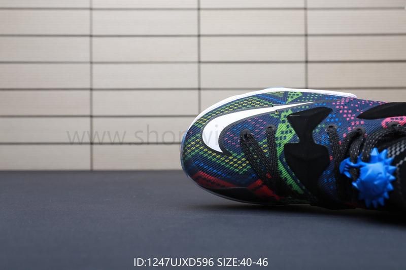 NikeBasketball LeBron 13 'BHM'