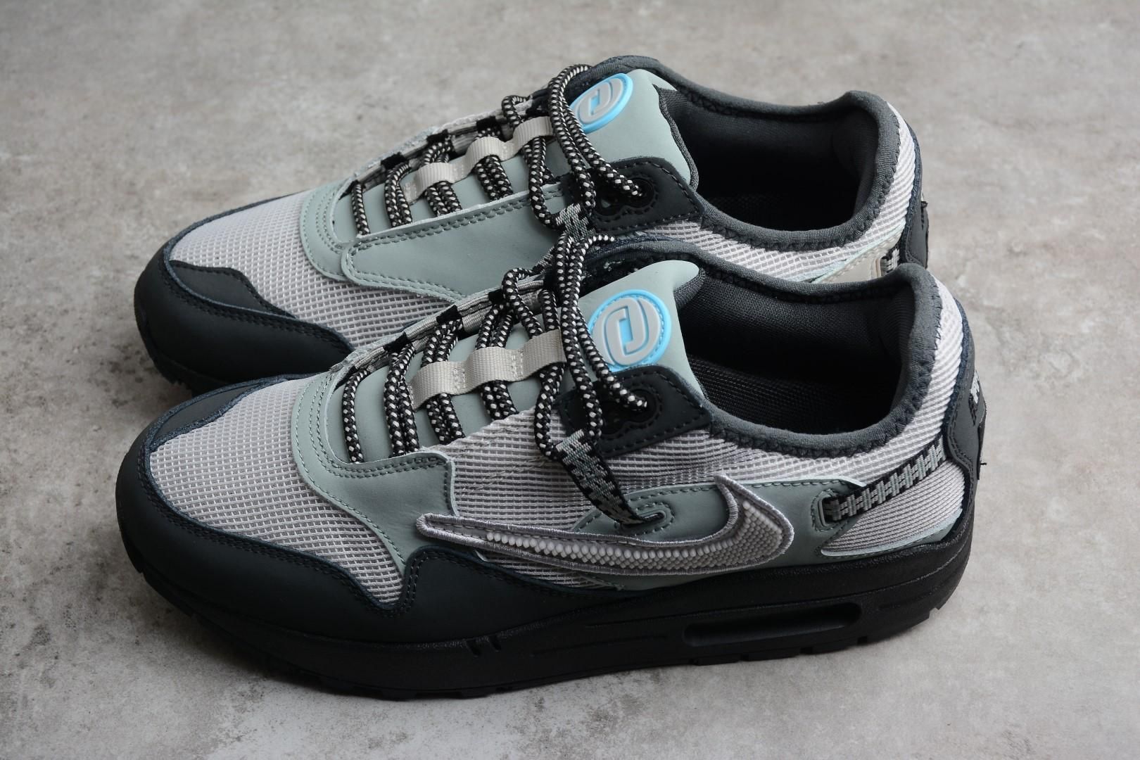 Travis Scott x NikeAir Max 1 AM1 - Off Noir/Cave Stone
