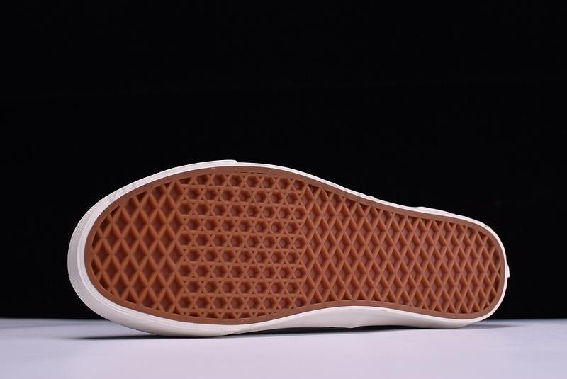 Vans x Fear Of God Era 95 DX - Marshmallow/Black