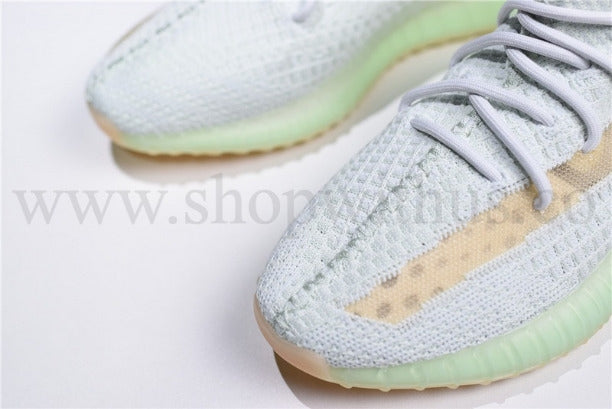 adidasOriginals YEEZY Boost 350 V2 - Hyperspace