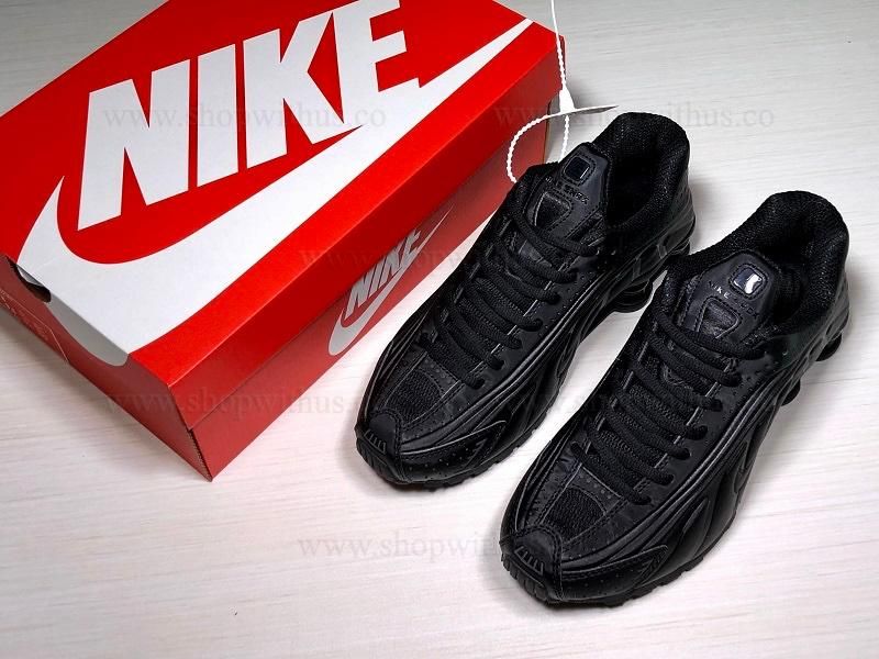NikeUnisex SHOX R4 - Triple Black