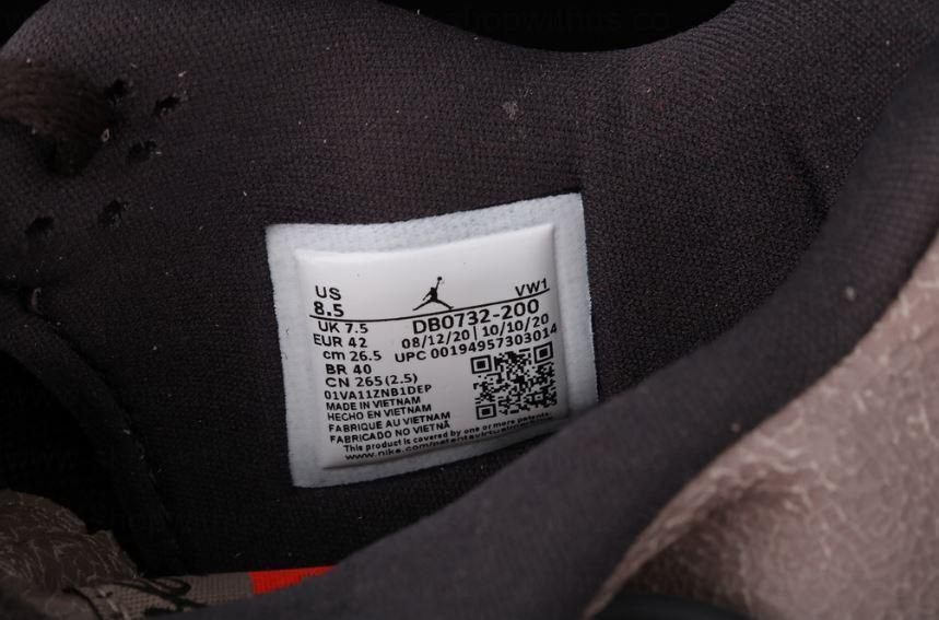 Air Jordan 4 AJ4- Taupe Haze