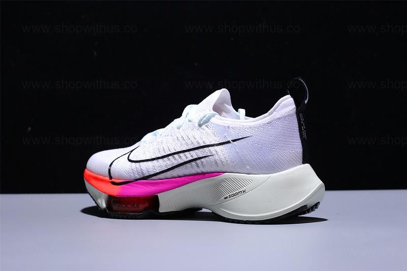 NikeRunning Air Zoom Tempo NEXT% Flyknit - White Hyper Violet