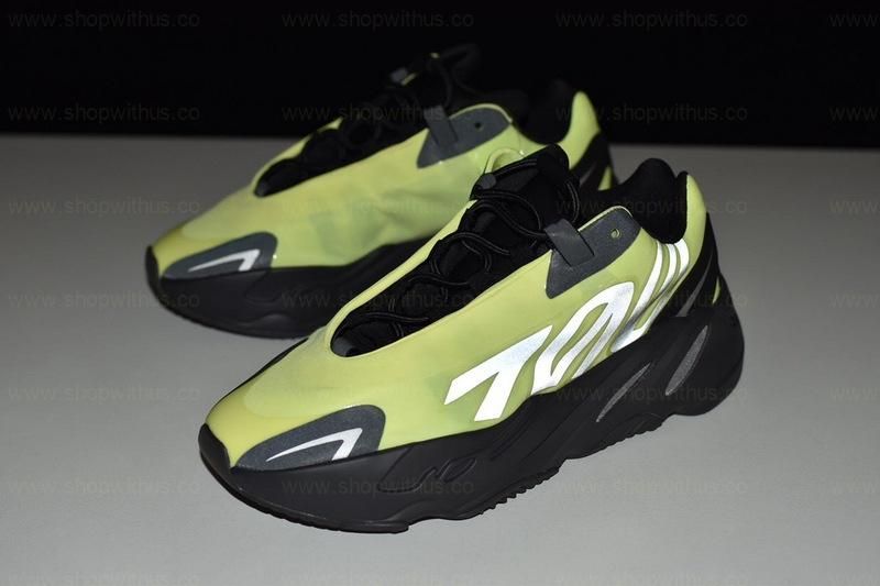 adidasYEEZY Boost 700 MNVN - Phosphor
