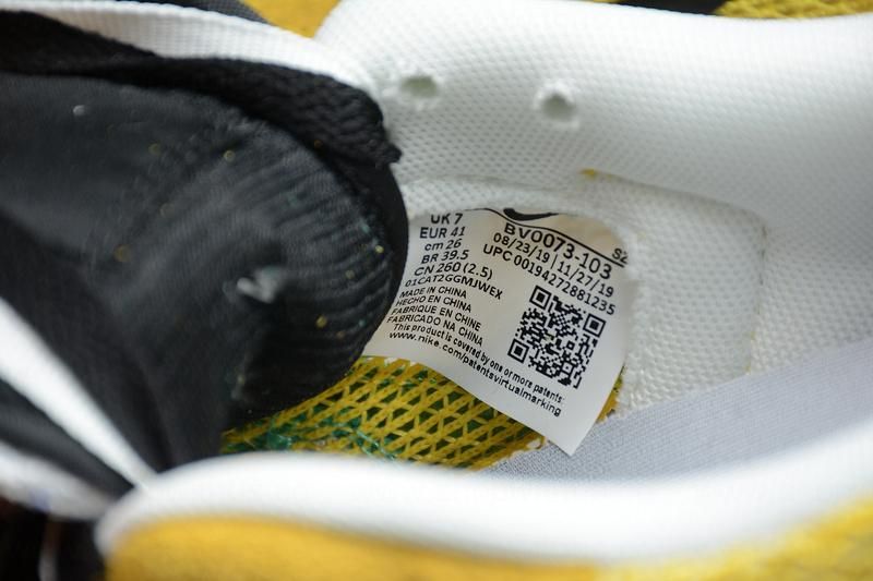 sacai xNike VaporWaffle - Tour Yellow