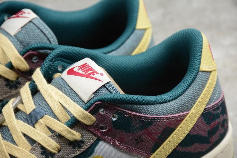NikeMen's Dunk Low - Community Garden