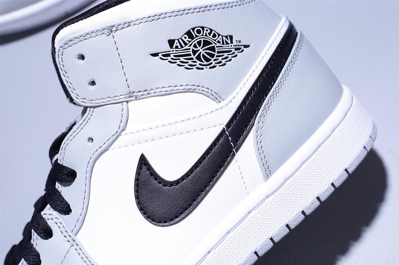 Air Jordan 1 AJ1 Mid - Light Smoke Grey