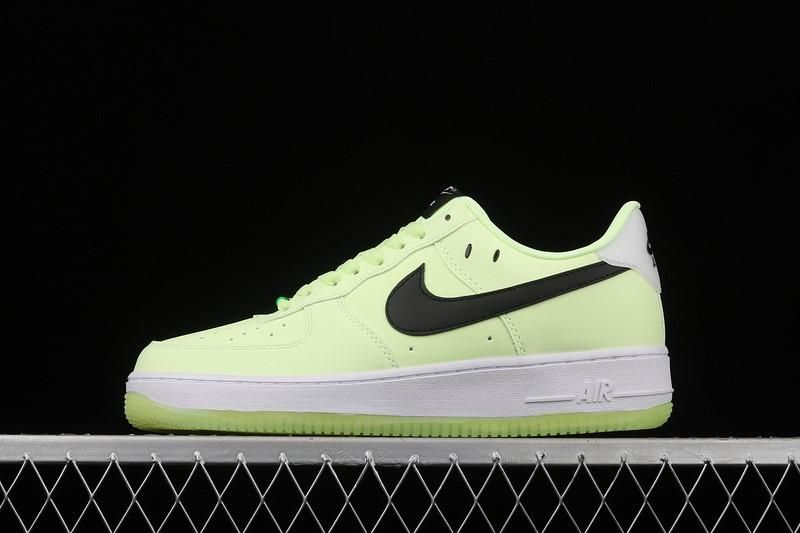 NikeUnisex Air Force 1 AF1 Low GID - Barely Volt
