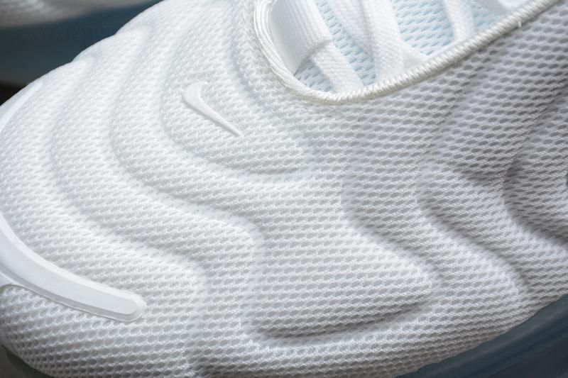 NikeUnisex Air Max 720 - Metallic Platinum