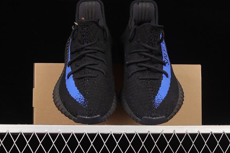 adidasUnisex Yeezy Boost 350 V2 - Dazzling Blue