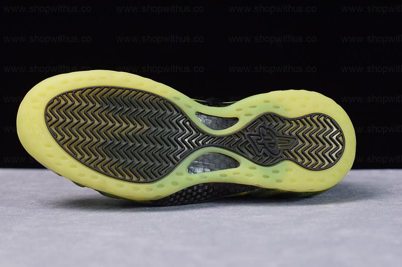 NikeAir Foamposite One - Paranorman