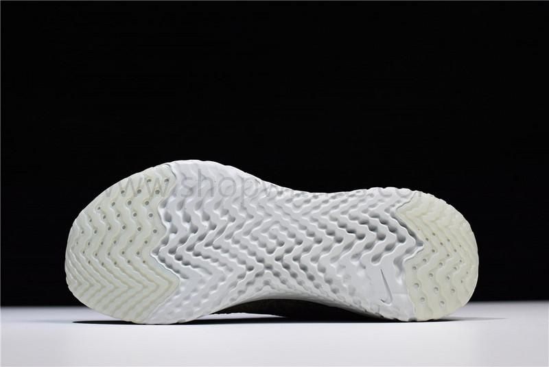 NikeUnisex Epic React Flyknit - Olive White