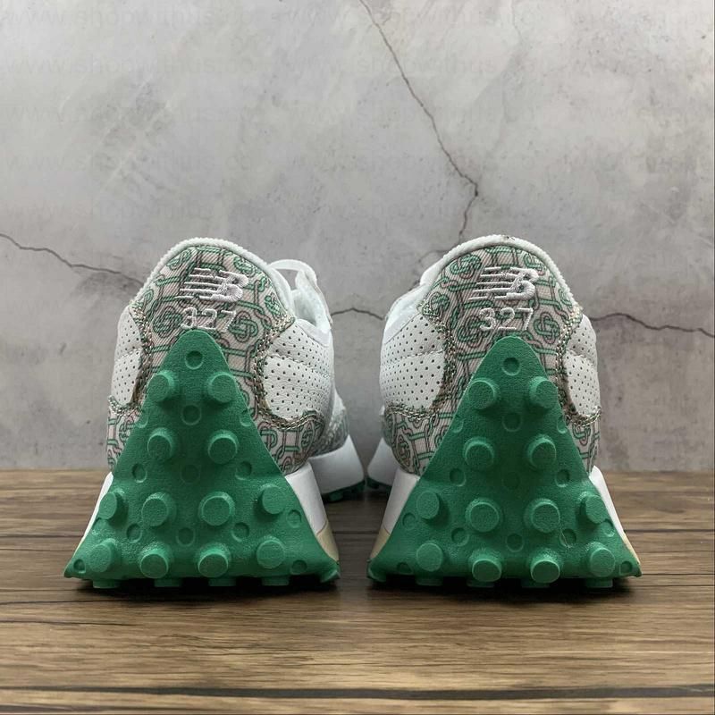 New Balance 327 - Casablanca