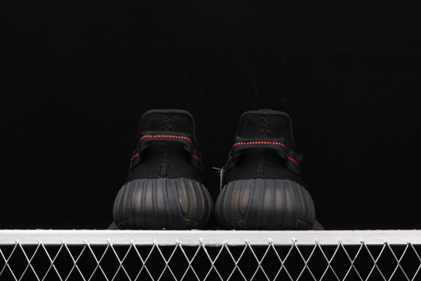 adidasUnisex Yeezy Boost 350 V2 - Black Red