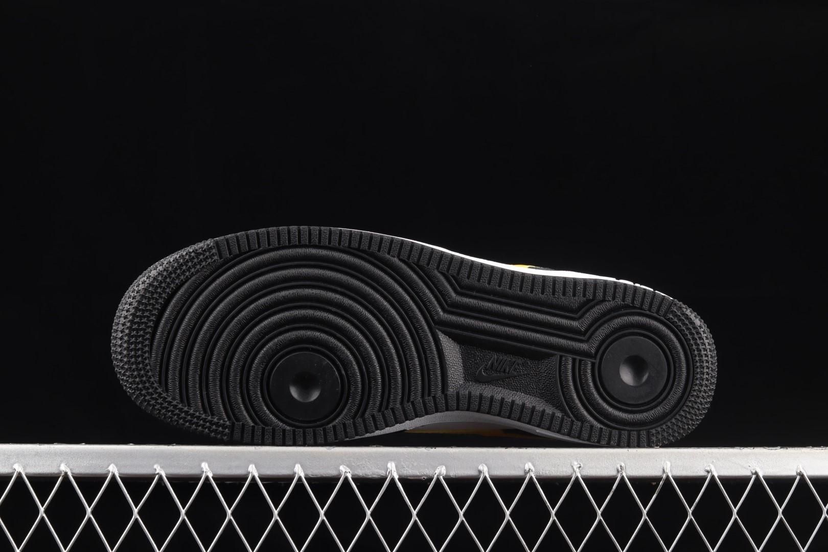 NikeUnisex Air Force 1 AF1 Low  LV8 - Athletic Club Black/University Gold