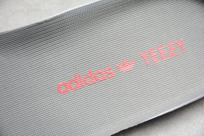 adidasOriginals YEEZY Boost 350 V2 - Beluga 2.0