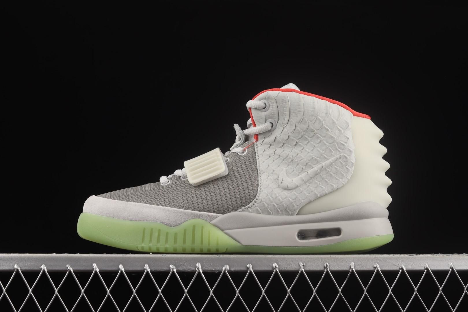 NikeUnisex Air Yeezy 2 - Pure Platinum