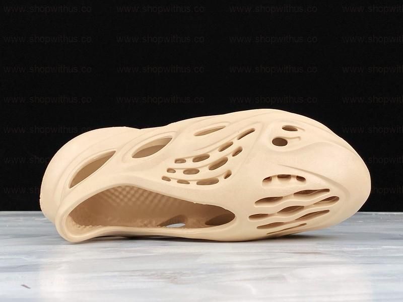 adidasYEEZY Foam Runner Surface - Beige