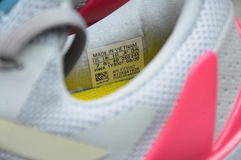 Cyberpunk 2077 x adidasRunning X9000L4 - Grey/Yellow Zest