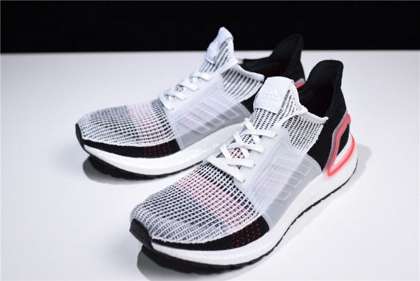 adidasRunning Ultra Boost 19 - Black/Cloud White/Pink