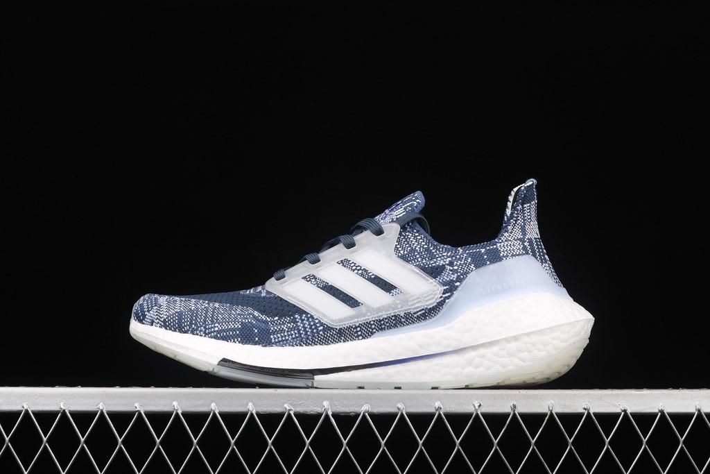 adidasUnisex Ultra Boost 21 - Sashiko
