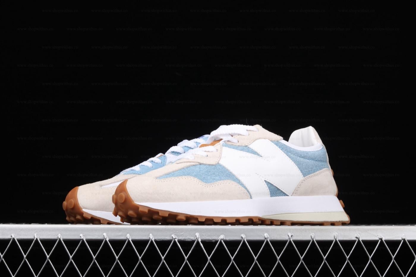 LEVI'S x New Balance - Light Blue