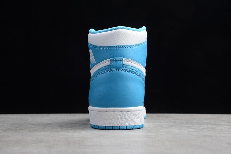 Air Jordan 1 AJ1 Retro High - UNC