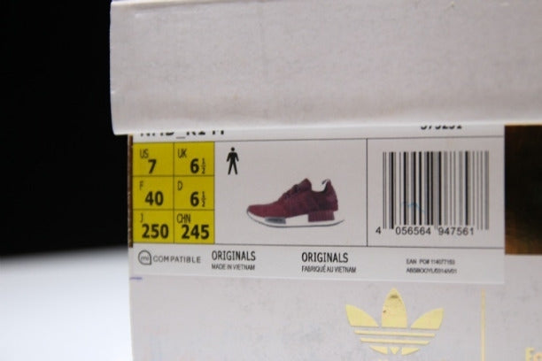 adidasUnisex NMD R1 Suede - Burgundy Maroon