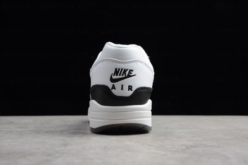 NikeUnisex Air Max 1 - Jewel