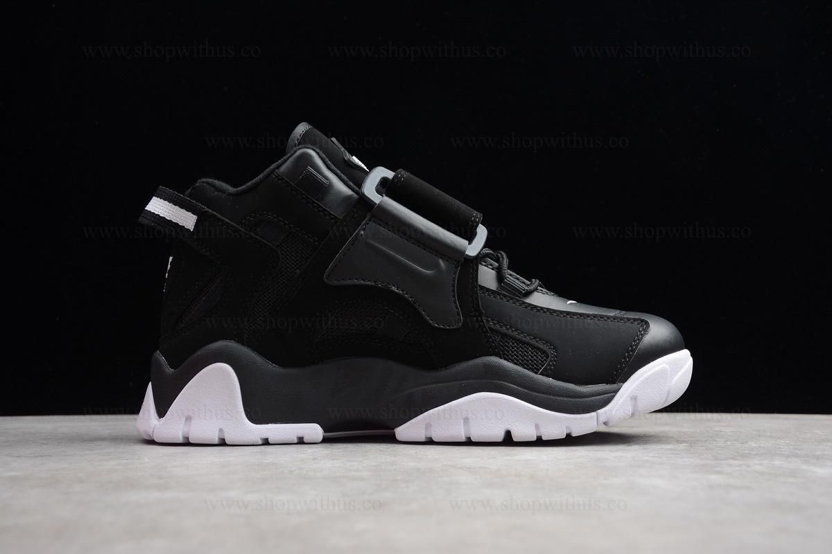 NikeAir Barrage Mid - Black/White