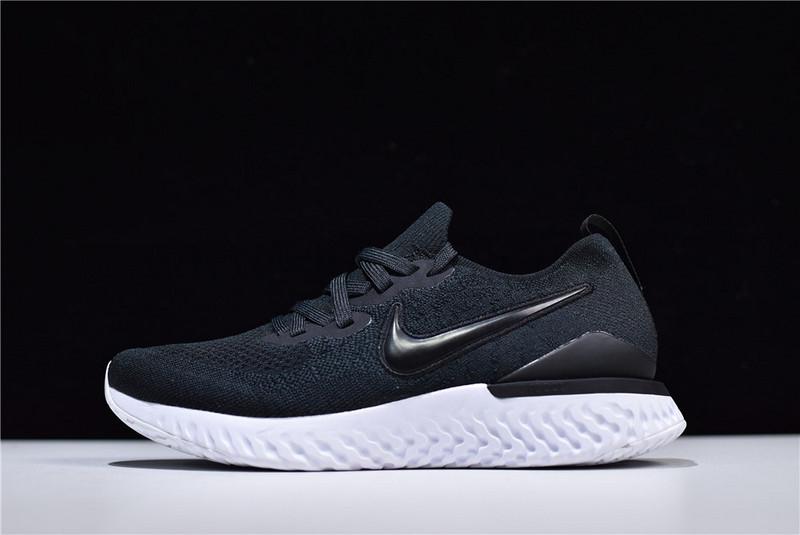 NikeMen's Epic React Flyknit 2 - Black/White