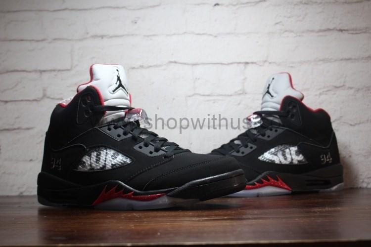 Supreme x Air Jordan 5 Retro - Black