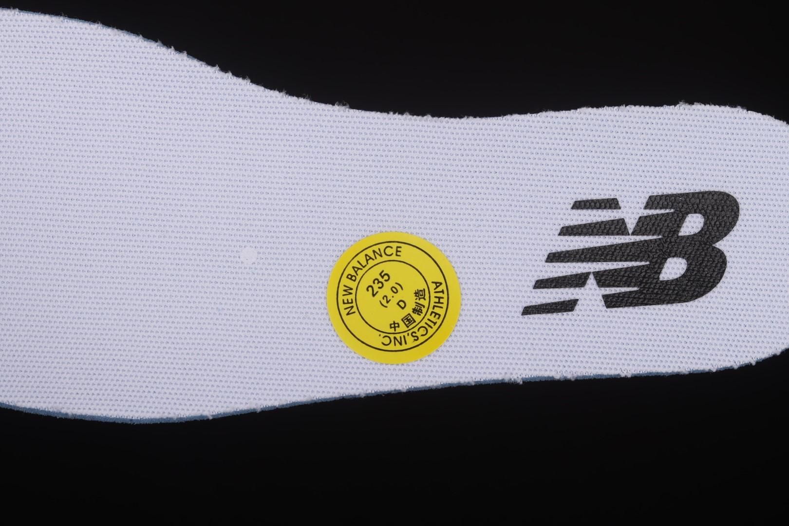 New Balance 327 - White Moonbeam Gum