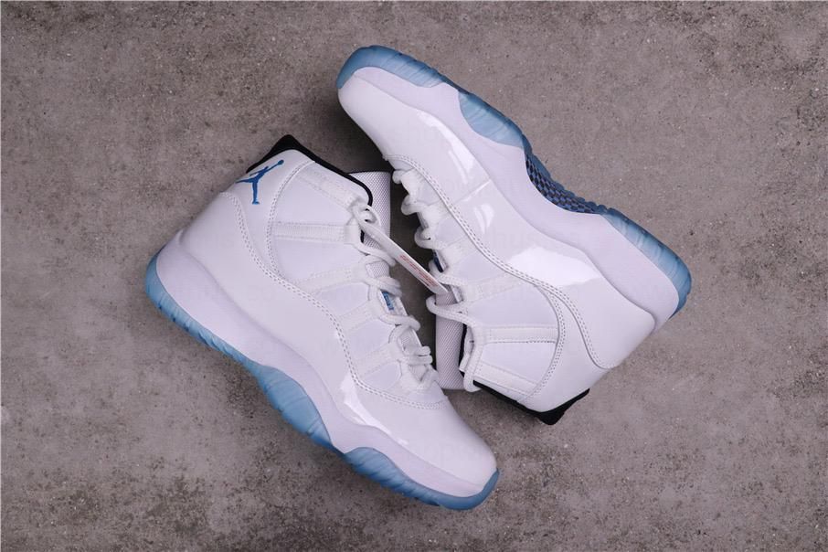 Air Jordan 12 twist