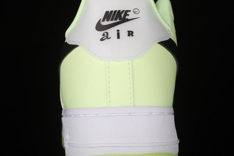 NikeUnisex Air Force 1 AF1 Low GID - Barely Volt