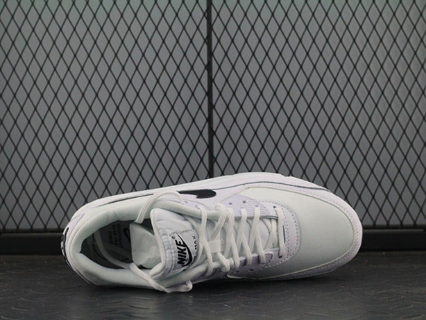 NikeUnisex Air Max 90 Essential Running Shoe - White/Black/White
