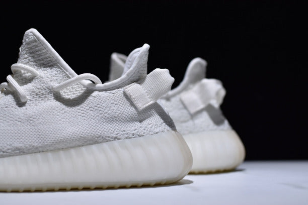 adidasOriginals YEEZY Boost 350 v2 - Triple White