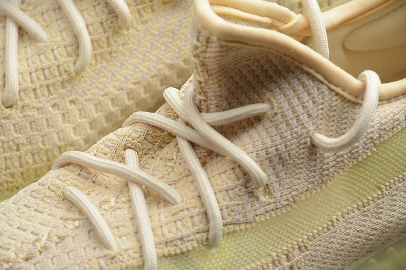 adidasYEEZY Boost 350 v2 - Flax