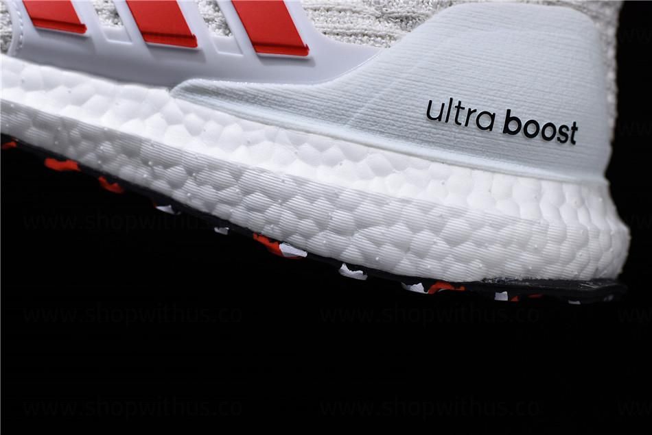adidasRunning Ultraboost 4.0 - Red Stripes