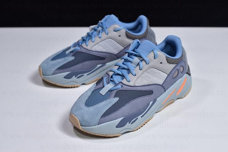 adidasYEEZY  Boost 700 - Carbon Blue